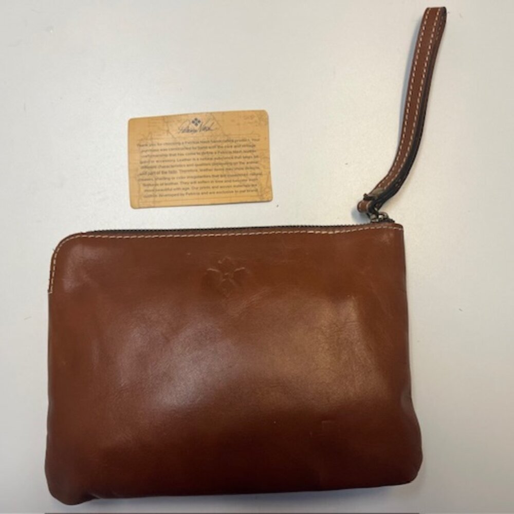 Patricia Nash Tan Cassini Clutch Wristlet British Tan Leather 6" x 9" P34901